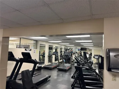 9450 Poinciana Place Davie FL 33324