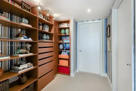 17201 Collins Avenue Sunny Isles Beach FL 33160