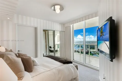 17201 Collins Avenue Sunny Isles Beach FL 33160
