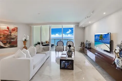 17201 Collins Avenue Sunny Isles Beach FL 33160