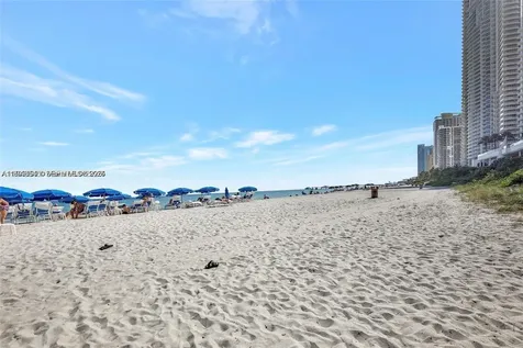 17201 Collins Avenue Sunny Isles Beach FL 33160