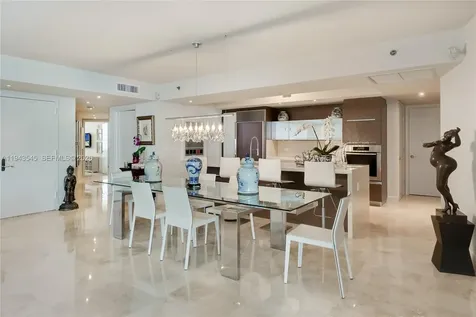17201 Collins Avenue Sunny Isles Beach FL 33160