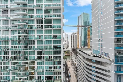 31 SE 6th Street Miami FL 33131