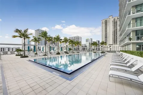 79 SW 12th Street Miami FL 33130