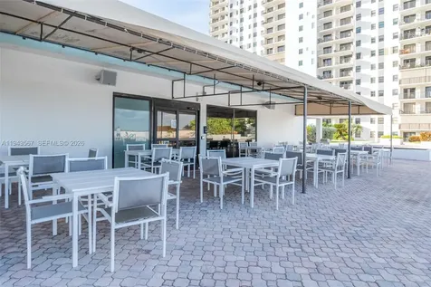 1201 S Ocean Drive Hollywood FL 33019