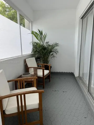 330 SE 2nd Street Hallandale Beach FL 33009