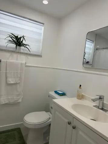 330 SE 2nd Street Hallandale Beach FL 33009