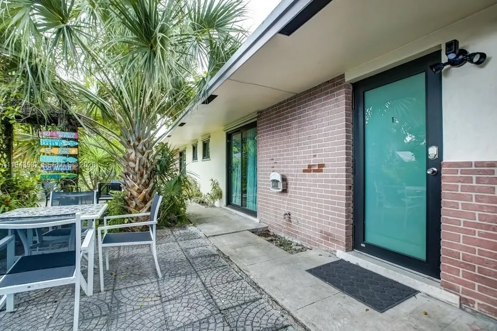 1700 SW 20th Street Fort Lauderdale FL 33315