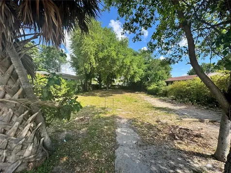 629 NW 65th Street Miami FL 33150