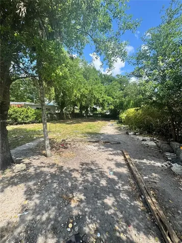 629 NW 65th Street Miami FL 33150