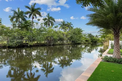 260 NW 86th Street El Portal FL 33150
