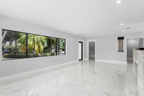 260 NW 86th Street El Portal FL 33150