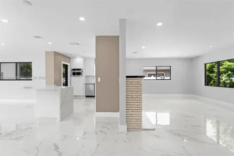 260 NW 86th Street El Portal FL 33150