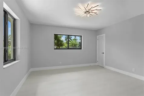 260 NW 86th Street El Portal FL 33150