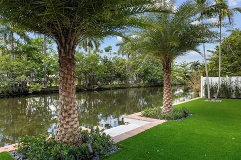 260 NW 86th Street El Portal FL 33150