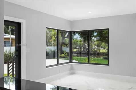 260 NW 86th Street El Portal FL 33150