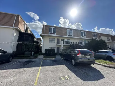 6060 Village Circle Orlando FL 32822
