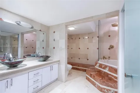 100 Bayview Drive Sunny Isles Beach FL 33160