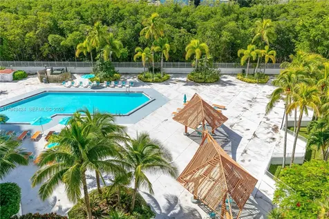 100 Bayview Drive Sunny Isles Beach FL 33160