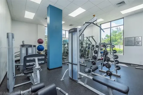 100 Bayview Drive Sunny Isles Beach FL 33160