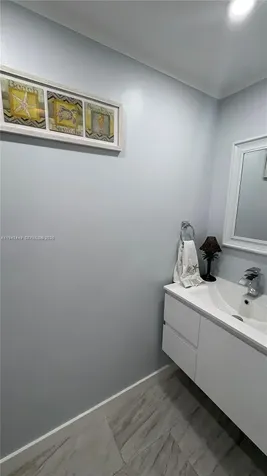 808 NE 27th Avenue Hallandale Beach FL 33009
