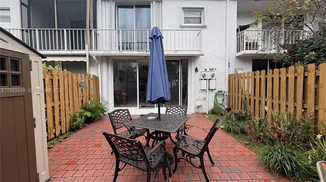 808 NE 27th Avenue Hallandale Beach FL 33009