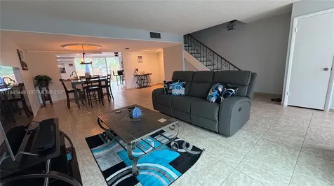 808 NE 27th Avenue Hallandale Beach FL 33009