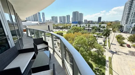 488 NE 18th Street Miami FL 33132