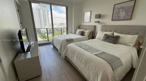 488 NE 18th Street Miami FL 33132