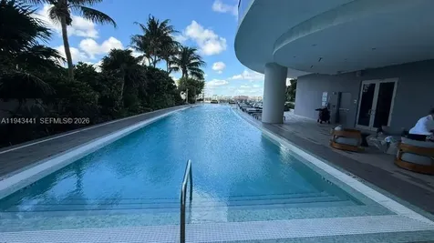 488 NE 18th Street Miami FL 33132
