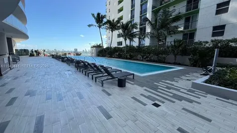 488 NE 18th Street Miami FL 33132