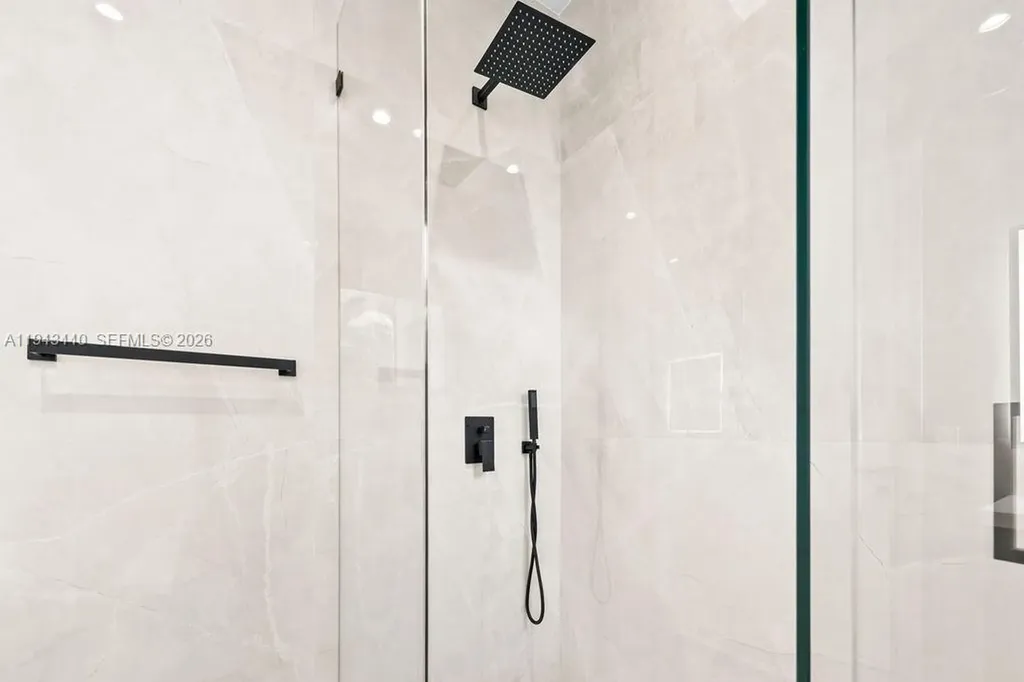 1122 NE 10th Avenue Fort Lauderdale FL 33304