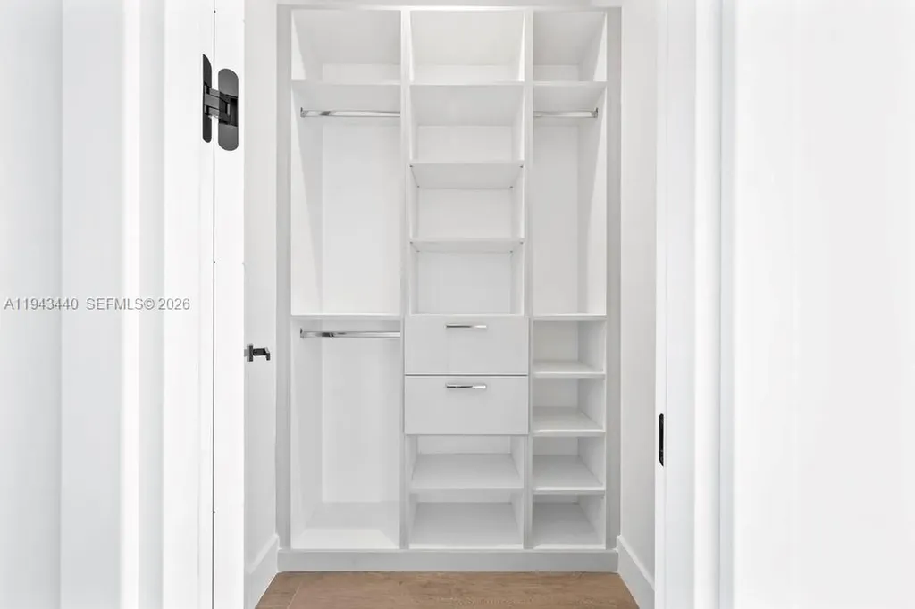 1122 NE 10th Avenue Fort Lauderdale FL 33304