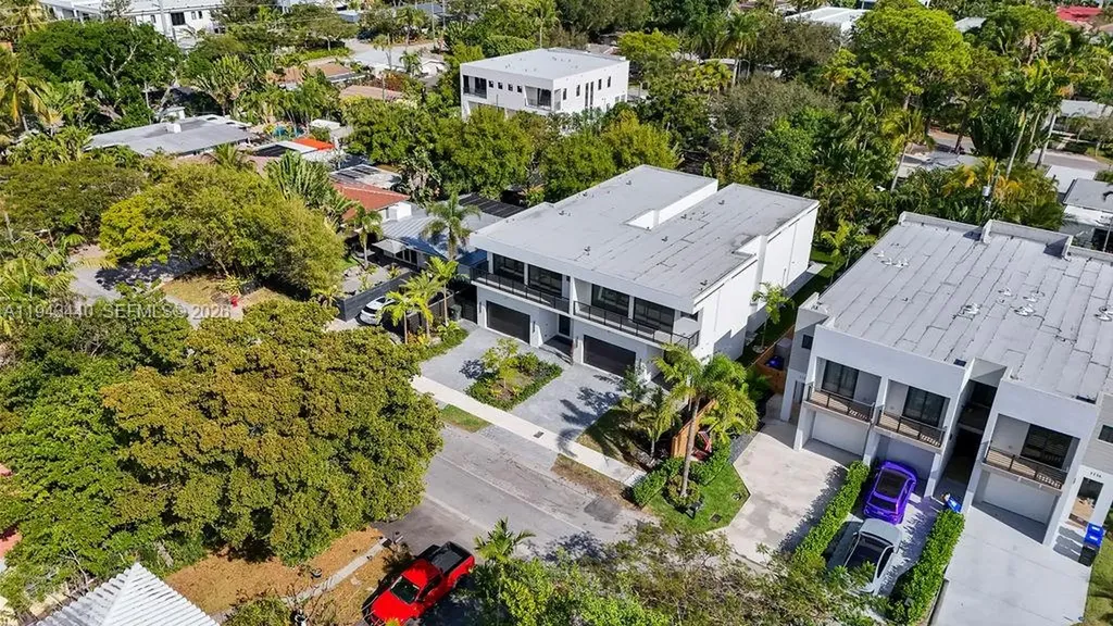 1122 NE 10th Avenue Fort Lauderdale FL 33304