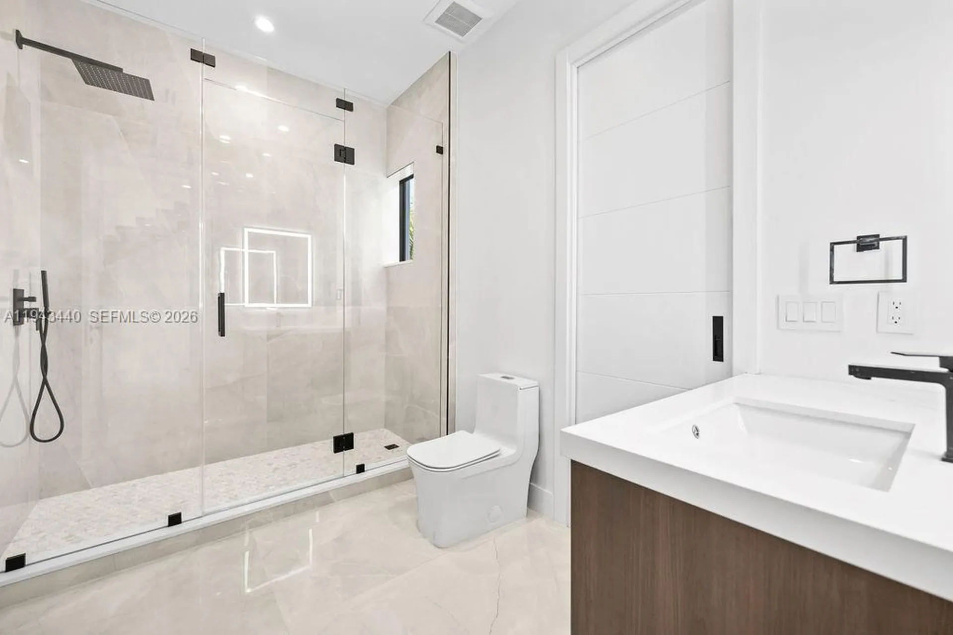 1122 NE 10th Avenue Fort Lauderdale FL 33304