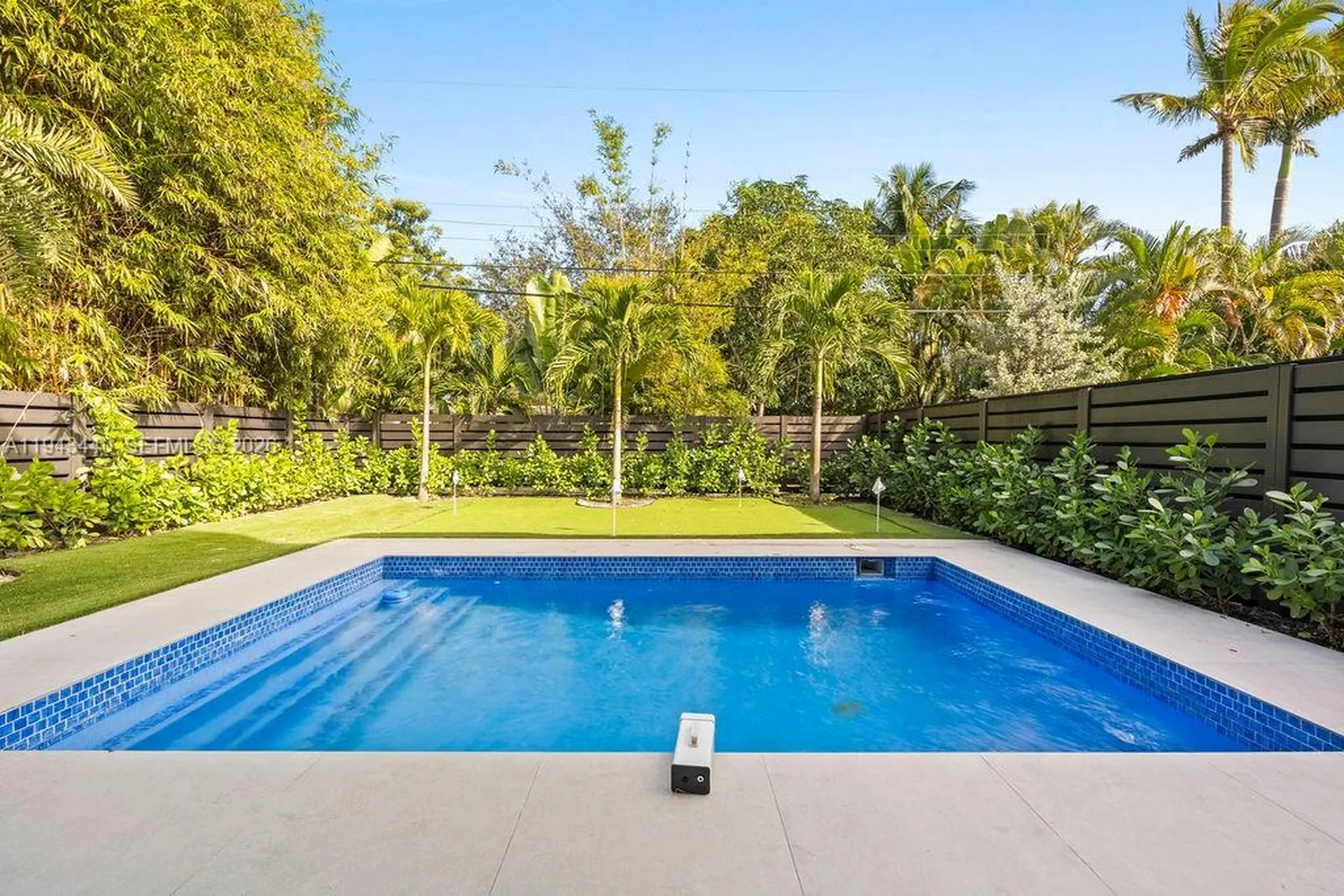 1122 NE 10th Avenue Fort Lauderdale FL 33304