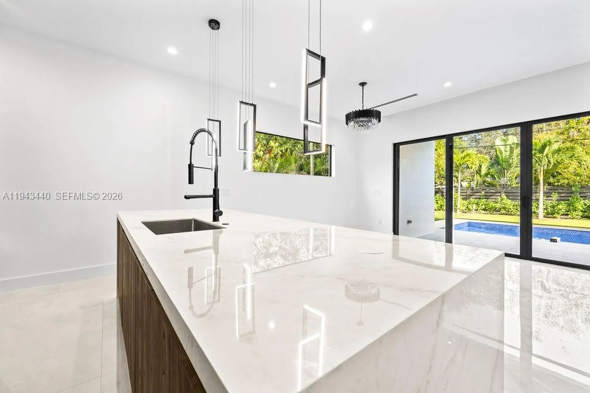 1122 NE 10th Avenue Fort Lauderdale FL 33304