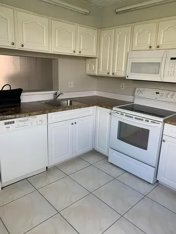 1190 Washington Circle Homestead FL 33034