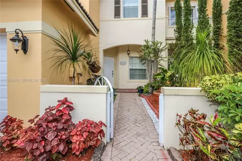 5542 NW 112th Court Doral FL 33178