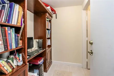 5542 NW 112th Court Doral FL 33178
