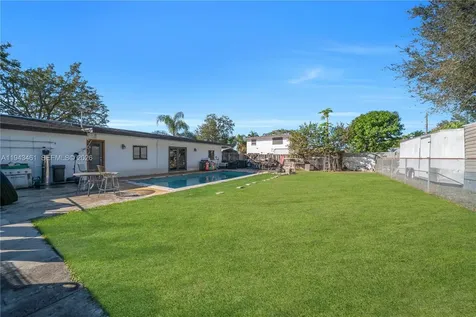 17255 SW 299th Street Homestead FL 33030