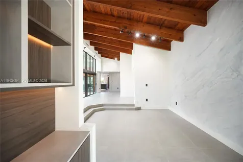 7765 SW 57th Terrace Miami FL 33143