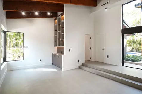 7765 SW 57th Terrace Miami FL 33143