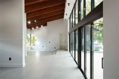 7765 SW 57th Terrace Miami FL 33143