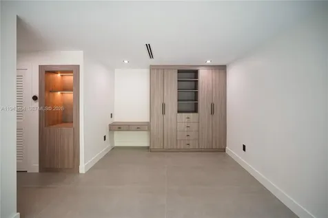 7765 SW 57th Terrace Miami FL 33143