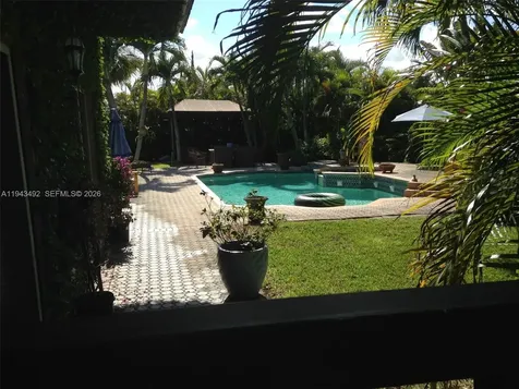 15448 SW 92nd Street Miami FL 33196
