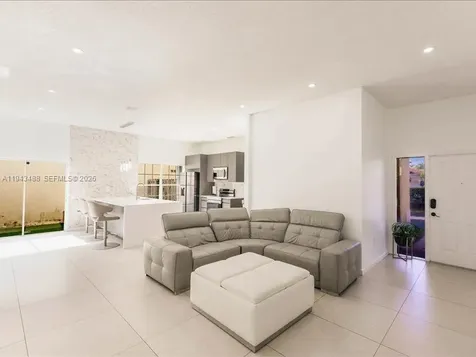 21475 SW 90th Place Cutler Bay FL 33189