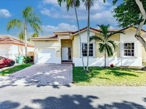 21475 SW 90th Place Cutler Bay FL 33189