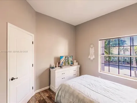21475 SW 90th Place Cutler Bay FL 33189