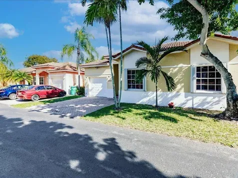 21475 SW 90th Place Cutler Bay FL 33189